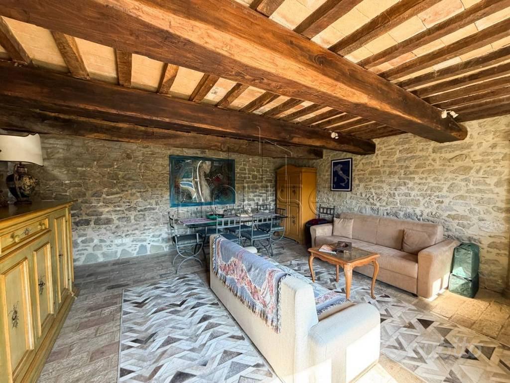 Rustico / Casale di 230 m² con 3 locali e posto au - Vista 4
