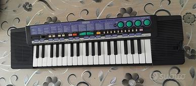 Tastiera Yamaha Portasound PSS-16