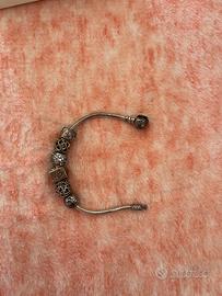 BRACCIALE PANDORA 25€