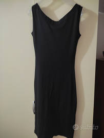 Tubino nero aderente