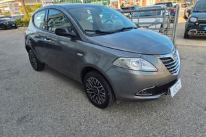 Lancia Ypsilon 0.9 TwinAir 85 CV 5 porte Metano Ec
