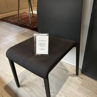 Sedie e sgabelli sfusi