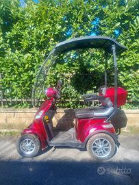 Scooter elettrico per anziani o disabili 