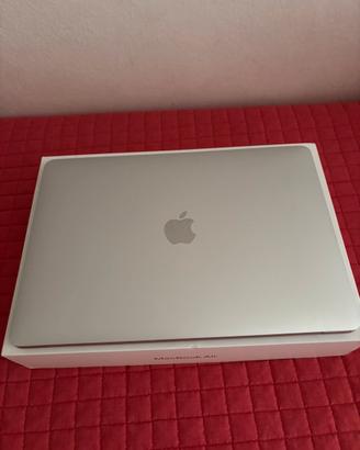 MacBook Air13"