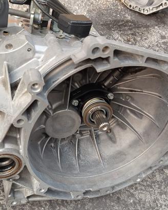 CAMBIO FORD FOCUS 2.0 16V CODICE 6M5R 7002 VC ANNO