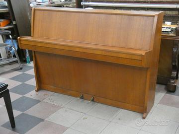 Pianoforte compatto GROTRIAN STENWEG in noce