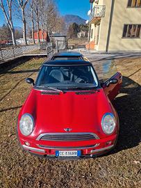Mini cooper rossa