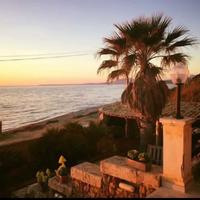 Villa a 20 metri dal mare