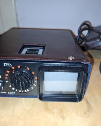  JVC Radio - Television P-100 CQ UHF