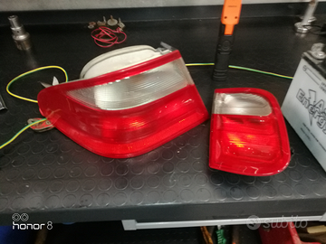 Fari post. Ottime cond. CLK 200 W208/A208