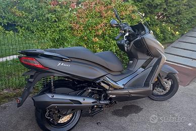 NUOVO SCOOTER Kymco X-TOWN 300i MATT BLACK