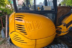 miniescavatore jcb 8027