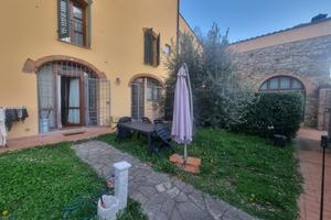 FIRENZE IMPRUNETA Appartamento con giardino