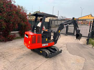 E170 Mini escavatore Hinowa 15 q