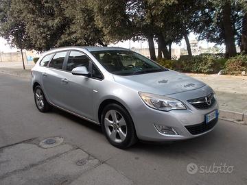 Opel Astra 1.7 CDTI 110CV Sports Tourer