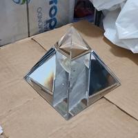 PIRAMIDE IN CRISTALLO 