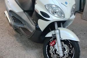 Piaggio X9 500 Evolution