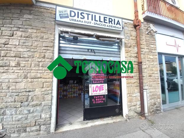 NEGOZIO A FIRENZE