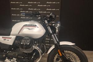 Moto Guzzi V7 850 SPECIAL €5+