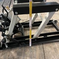 Cavalletto idraulico