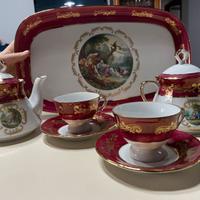 Set tazzine, vassoio, teiera e zuccheriera