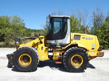 Pala gommata New Holland W130