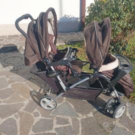 Passeggino gemellare