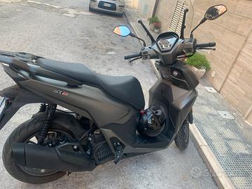 Voge sr16
