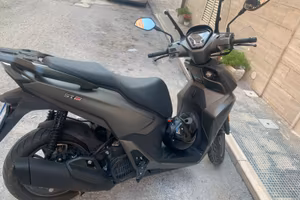 Voge sr16