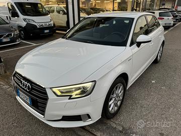 Audi A3 Sportback 1.4 tfsi g-tron Sport 110cv,CLIM