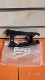 -Pattino scorricatena Yamaha XT 600 4PT221510000