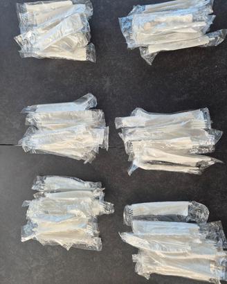 55 set monouso di forchette, coltelli e tovaglioli