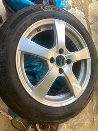 Cerchi e gomme originali hyundai