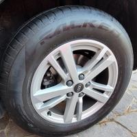 Gomme Pneumatici 215 65 R 17 Falken