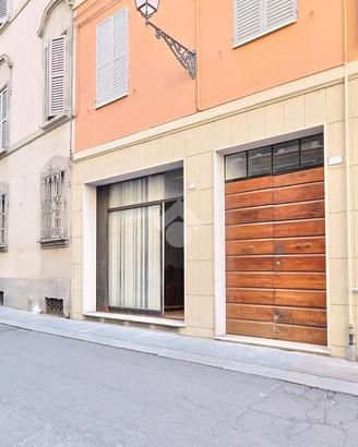NEGOZIO A REGGIO NELL'EMILIA