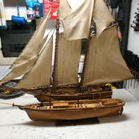 MODELLISMO BARCA A VELA FLYING FISH DELLA COREL