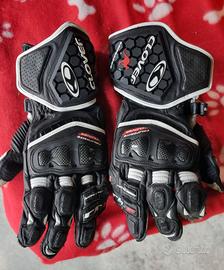 Guanti moto