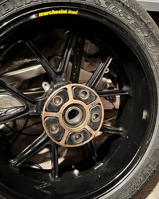 Cerchi Marchesini 16,5 magnesio per R1 98-2003