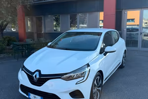 Renault Clio Full Hybrid E-Tech 140 CV 5 porte Zen