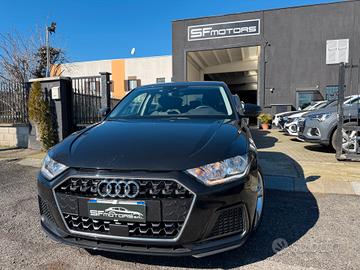 Audi A1 SPB 25 TFSI Identity Black Advanced
