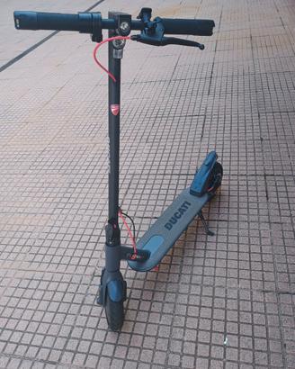 monopattino