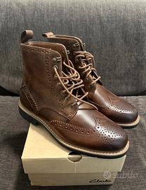 Clarks stivali