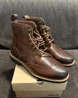 Clarks stivali
