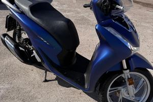 sh 125