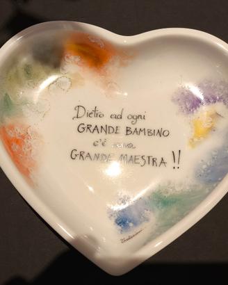 PIATTINO A CUORE IN CERAMICA DECORATO A MANO