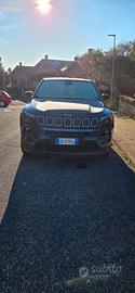 Jeep Compass 1.6 diesel 136 cv  con gancio traino.