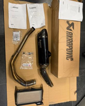Scarico completo akrapovic per  Yamaha tenere 700