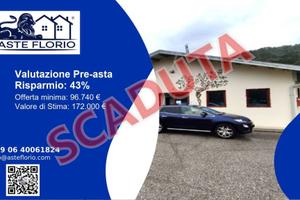 Immobile in asta di 457 m² con più di 5 locali a V