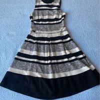 Abito smanicato Stradivarius