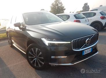 Volvo XC60 B4 (d) AWD automatico Ultimate Bright N